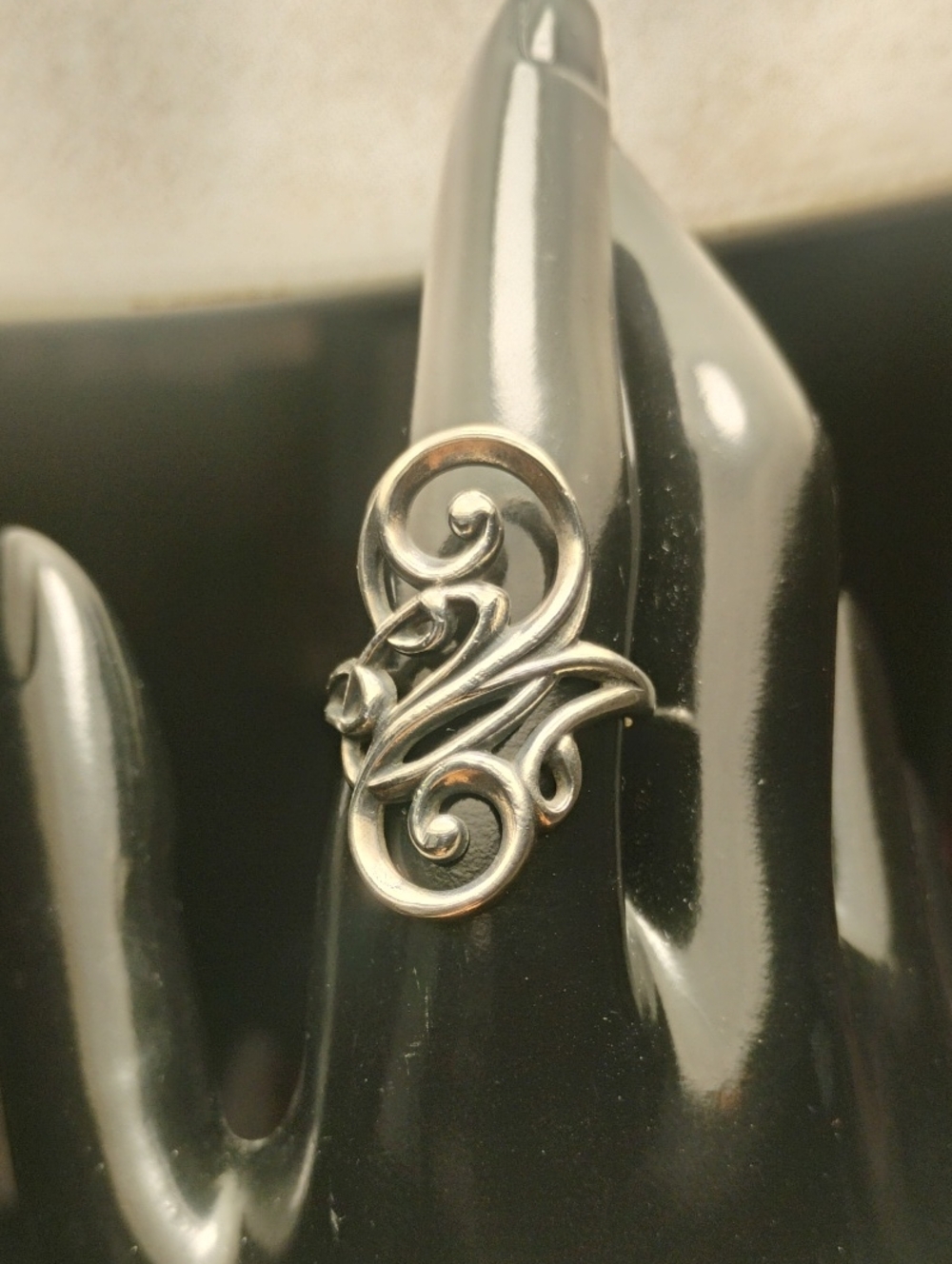 James Avery Retired Electra sterling silver ring Sz 8.75